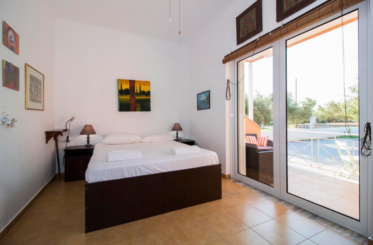 Laconian Collection Mavrovouni Beach House Gythio Exterior foto