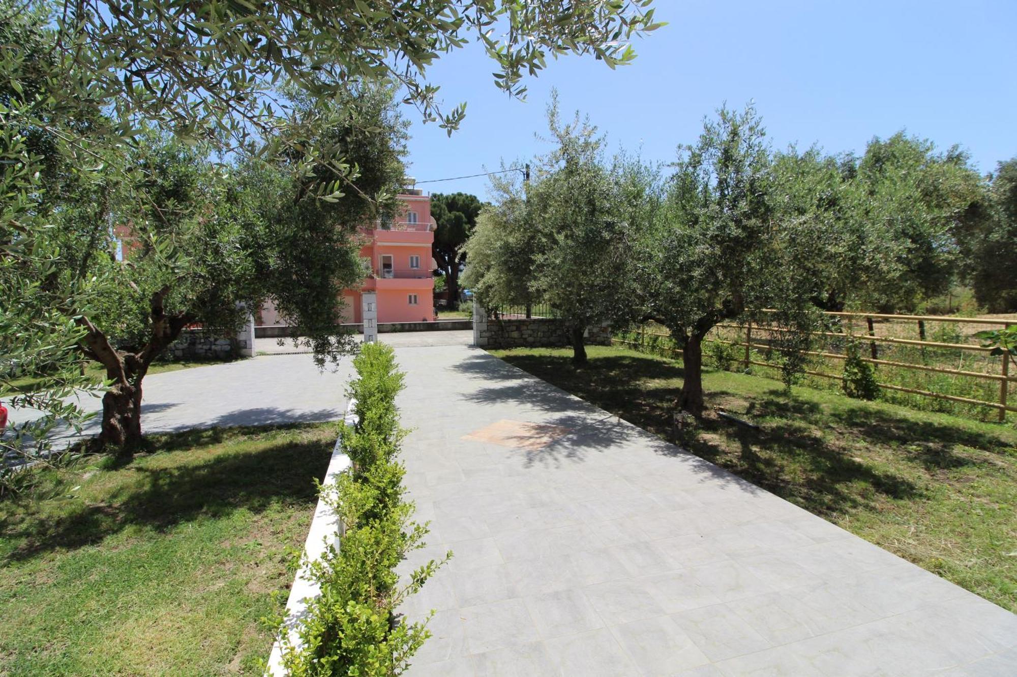 Laconian Collection Mavrovouni Beach House Gythio Exterior foto