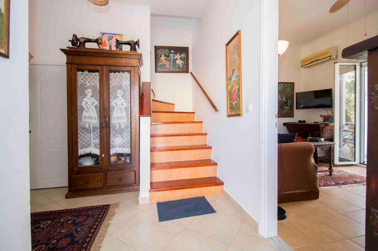 Laconian Collection Mavrovouni Beach House Gythio Exterior foto