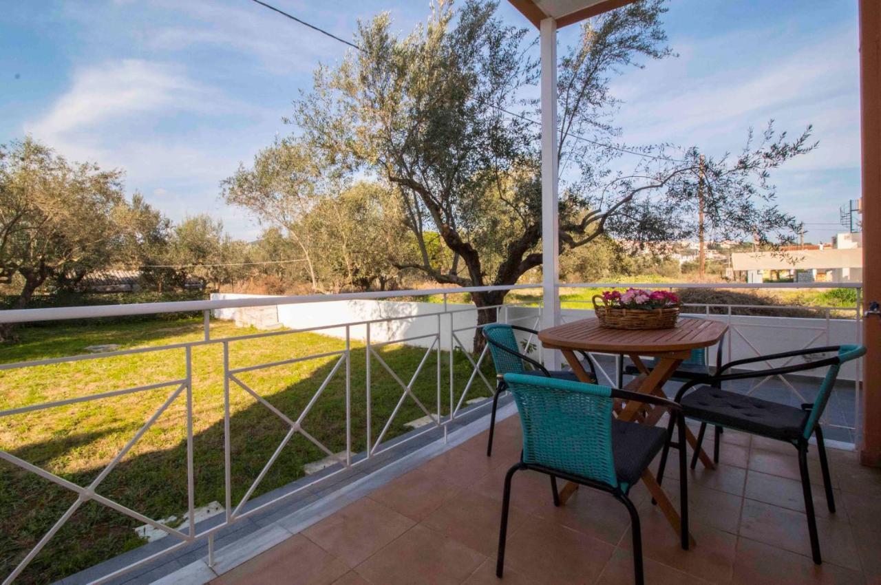 Laconian Collection Mavrovouni Beach House Gythio Exterior foto
